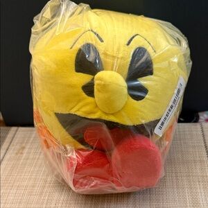 “PAC-MAN Standing Pose BIG Plush Toy